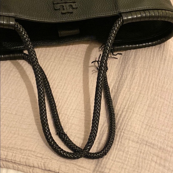 Tory Burch Black Leather Tote Bag. - Picture 6 of 8